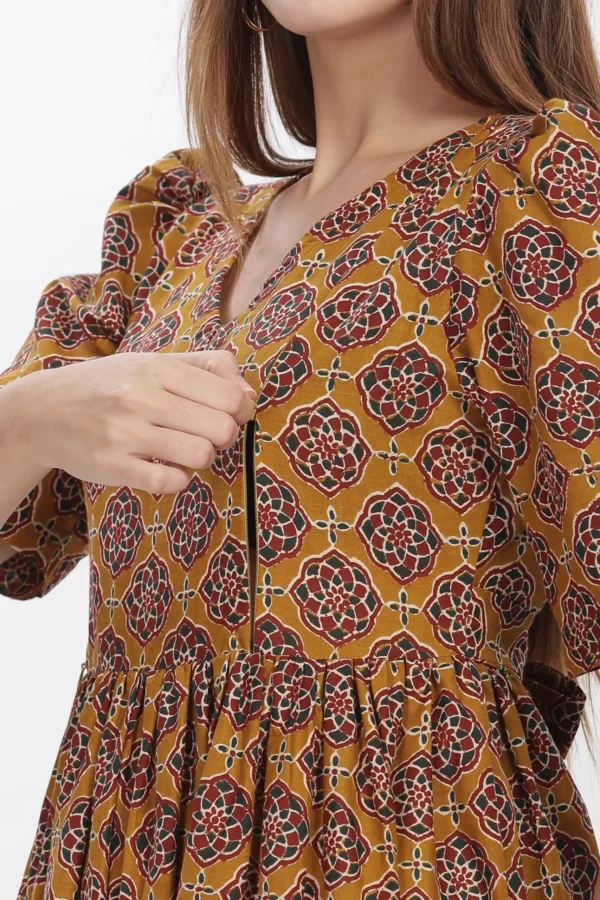 Printed Multicolor Feeding Gowns