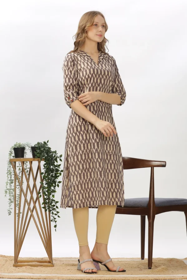 Women Printed Straight Kurti - Image 5