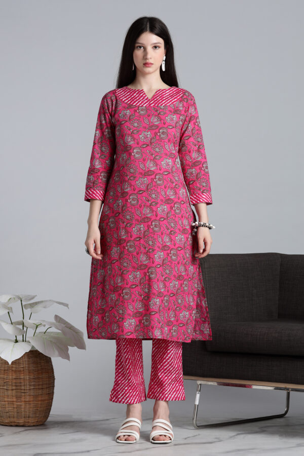 PINK FLORAL PRINTED COD SET