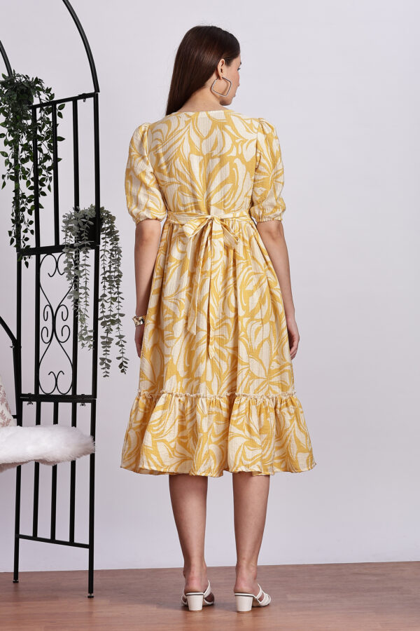 YELLOW AND WHITE PARTY GOWN - Image 4