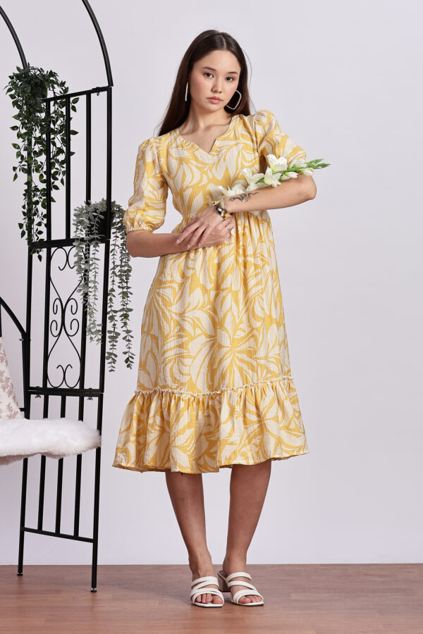 YELLOW AND WHITE PARTY GOWN