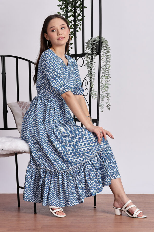BLUE PRINTED PARTY GOWN - Image 5