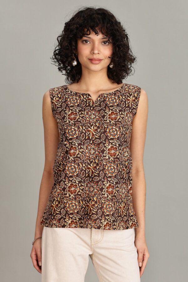 Short Sleeveless Brown Floral Top