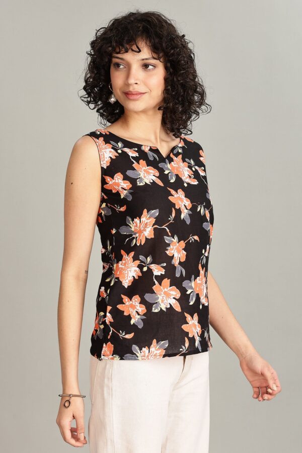 Short Sleeveless Floral Top