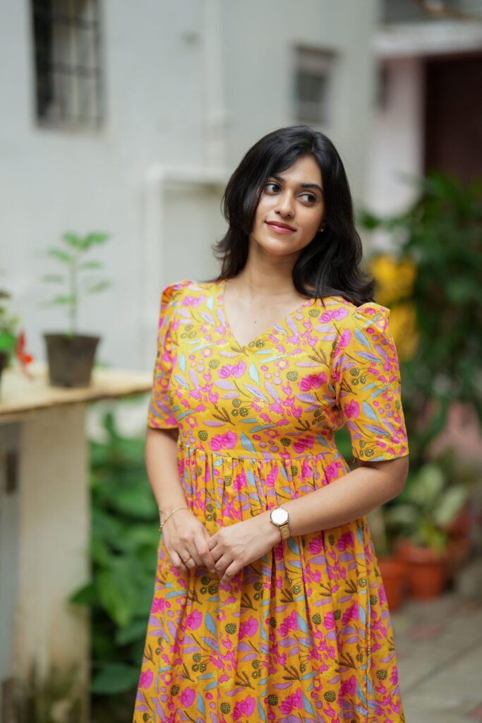 About Us - Girly Colours