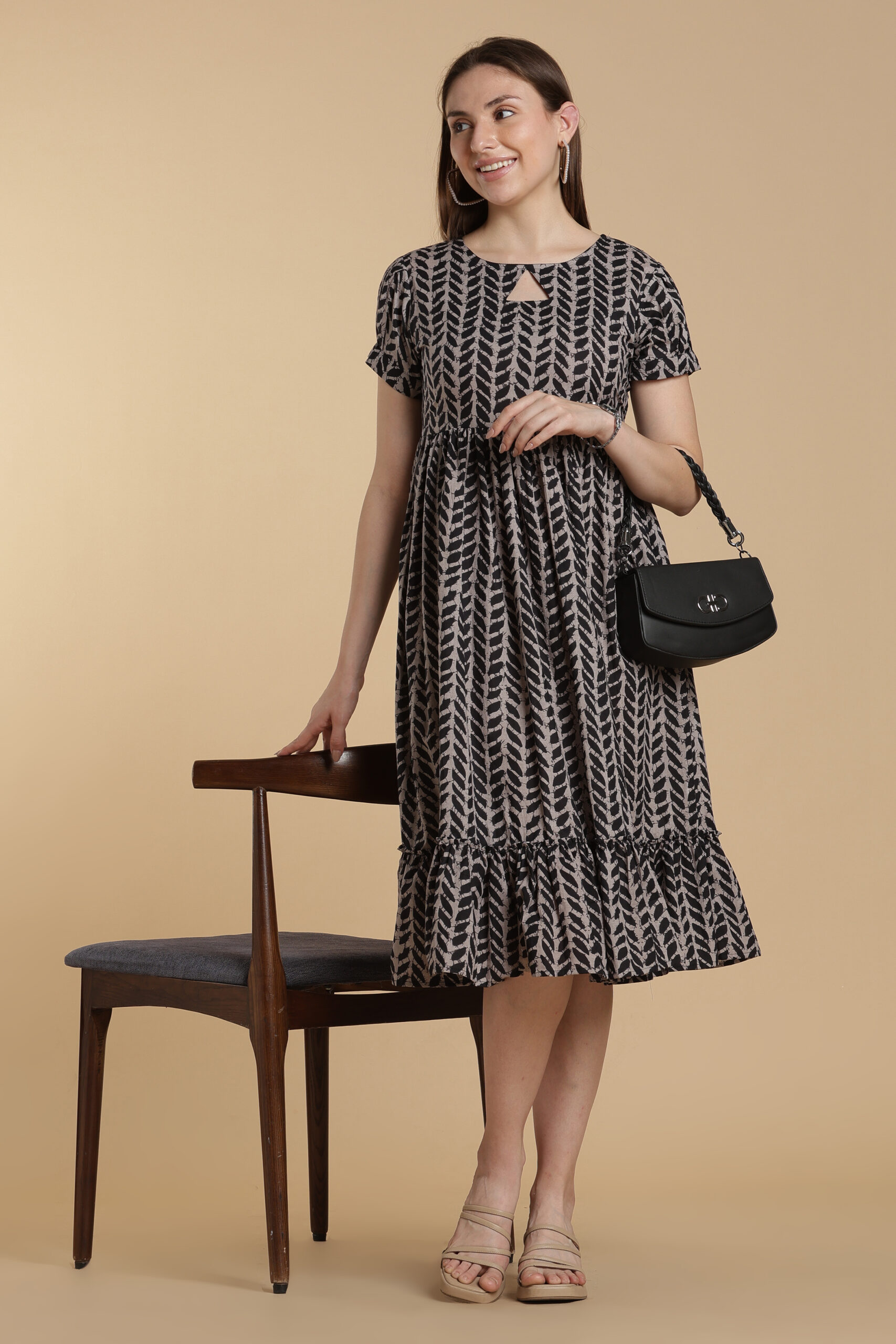 Shadow Leaf Puff Gown