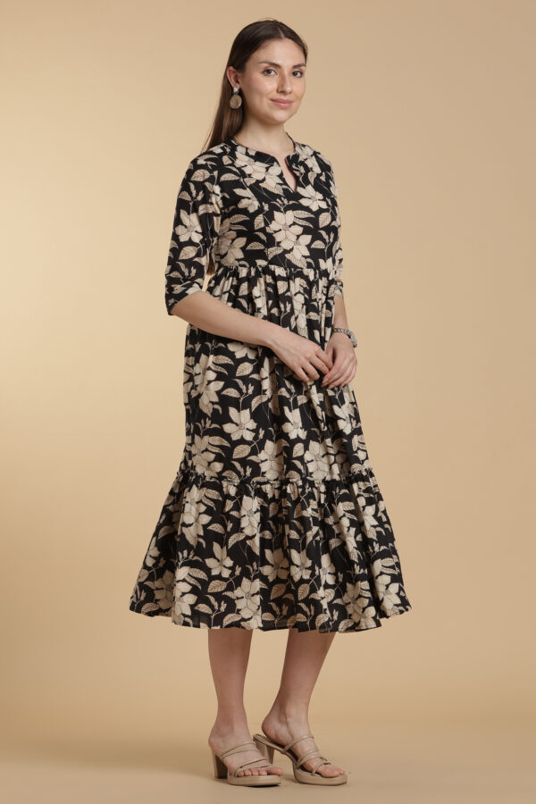 Shadow Petal feeding Cotton Gown