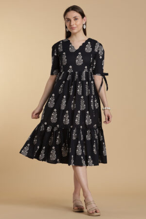 Black Aura feeding Cotton Gown