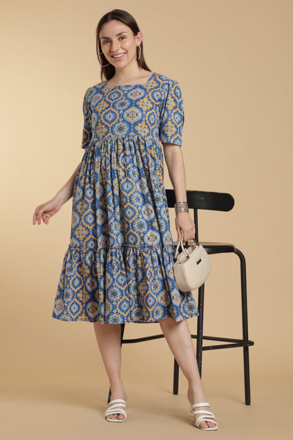 Sky Calm Cotton Pa-Neck Gown