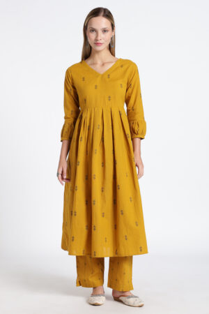 Girly Colors 8 Best Women Wear